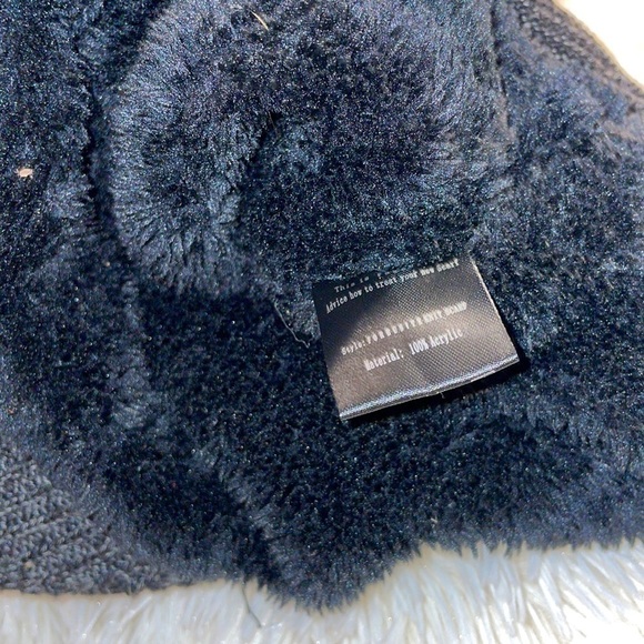 Forbusite charcoal gray Winter hat - Picture 3 of 5